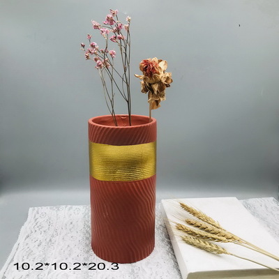 210243